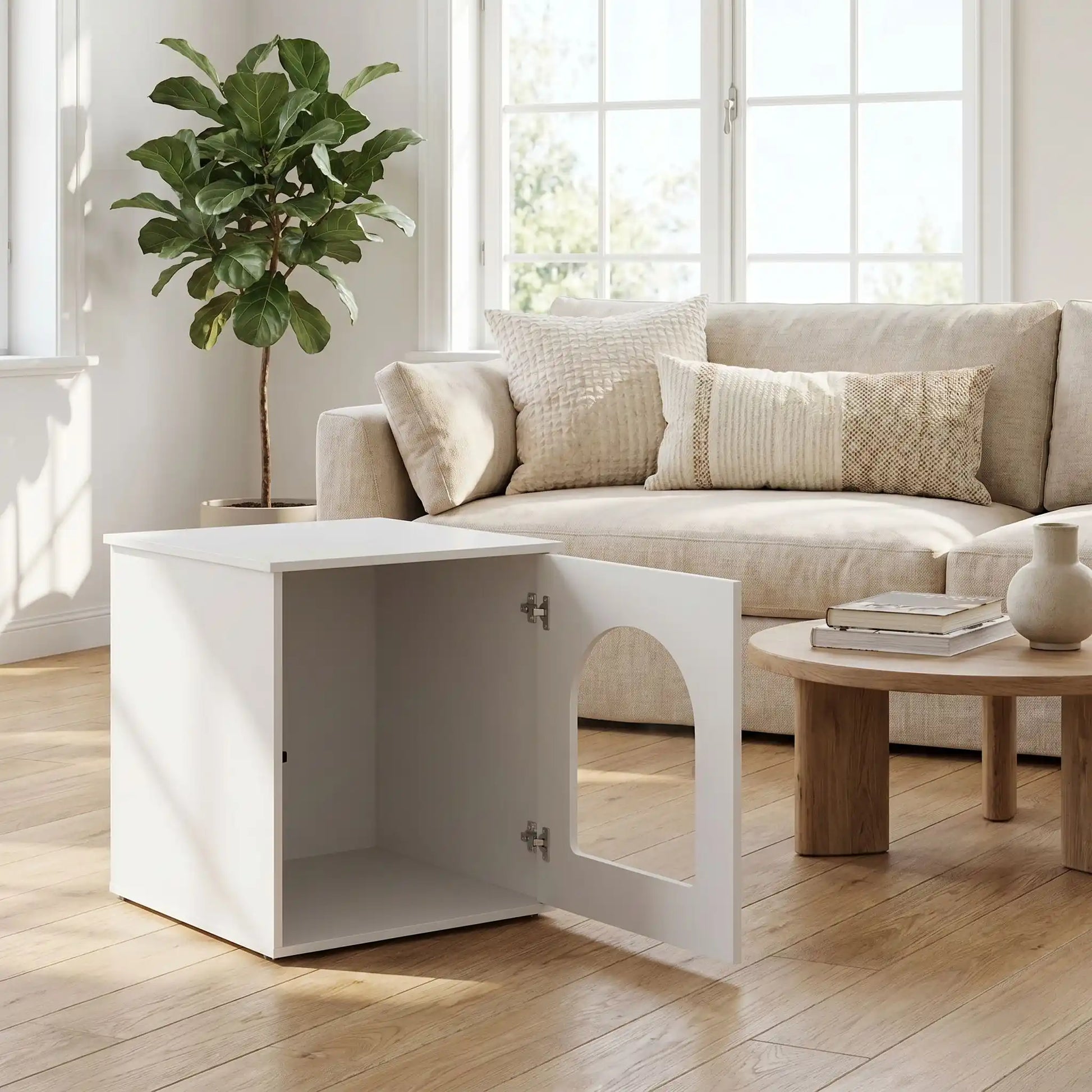 Meuble-niche-chien-chiot-intérieur en bois blanc de forme rectangulaire design moderne comme une cabine avec porte avant qui comporte une ouverture arrondie large pour une entrée et sortie facile, lavable et imperméable, robuste surpporte une charge de 60 kg pour chiot et chien de petite taille, race naine et toy de 0 à 4 kilos maximum-gros plan du meuble niche intérieur pour chien en bois blanc avec la porte ouverte et sa grande ouverture pour une entrée facile et un effet entourant à 360°