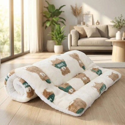 Tapis-pour-chiens-chiot en flan elle douche, hypoallergénique en coton ergonomique avec rebord surélevé de forme rectangulaire, lavable en machine et durable, resistant aux griffes et morsures légère, chaud et respirant-isolant du sol froid, comme couche supplémentaire pour coussin, lit, panier pour chien-de couleur beige avec motif mignon et original d'ourson marron et vert